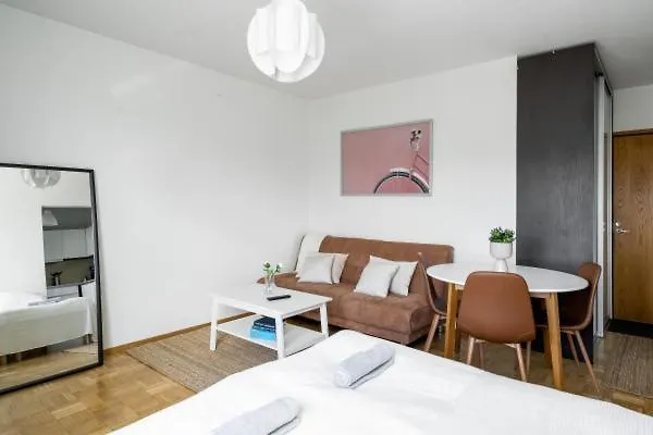 Sea View Studio, Tram Nearby, Netflix, Kamppi location